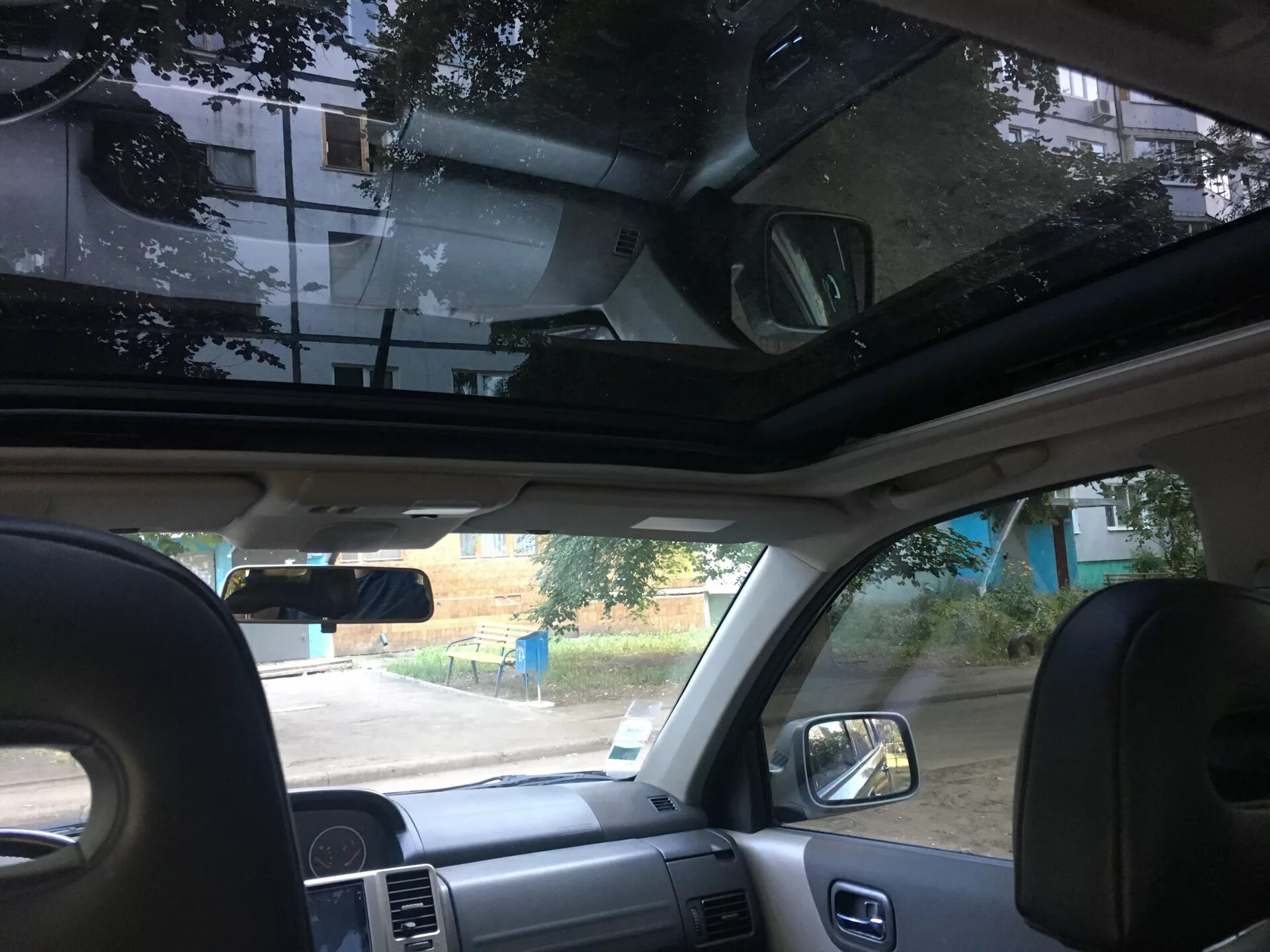 Ниссан люке фото Тонировка люка - Nissan X-Trail I (t30), 2,2 л, 2004 года визит на сервис DRIVE2