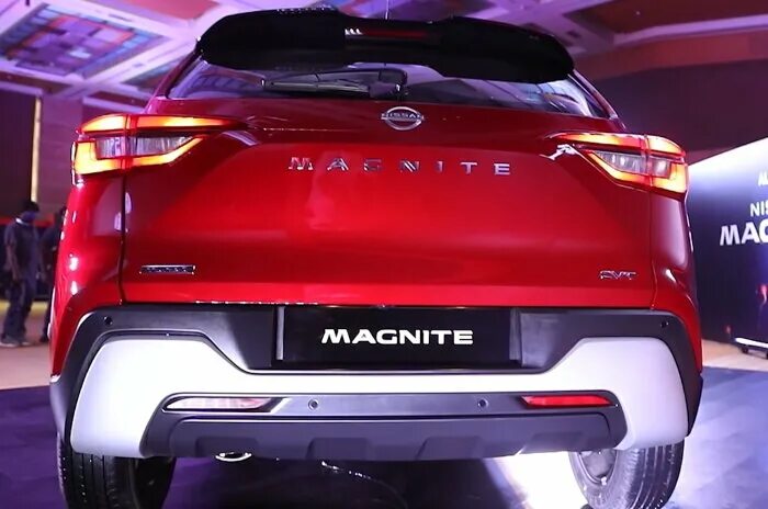 Ниссан магнит фото цена Японцы порадуют россиян новым кроссовером. Он будет стоить в районе 550-600 тыся