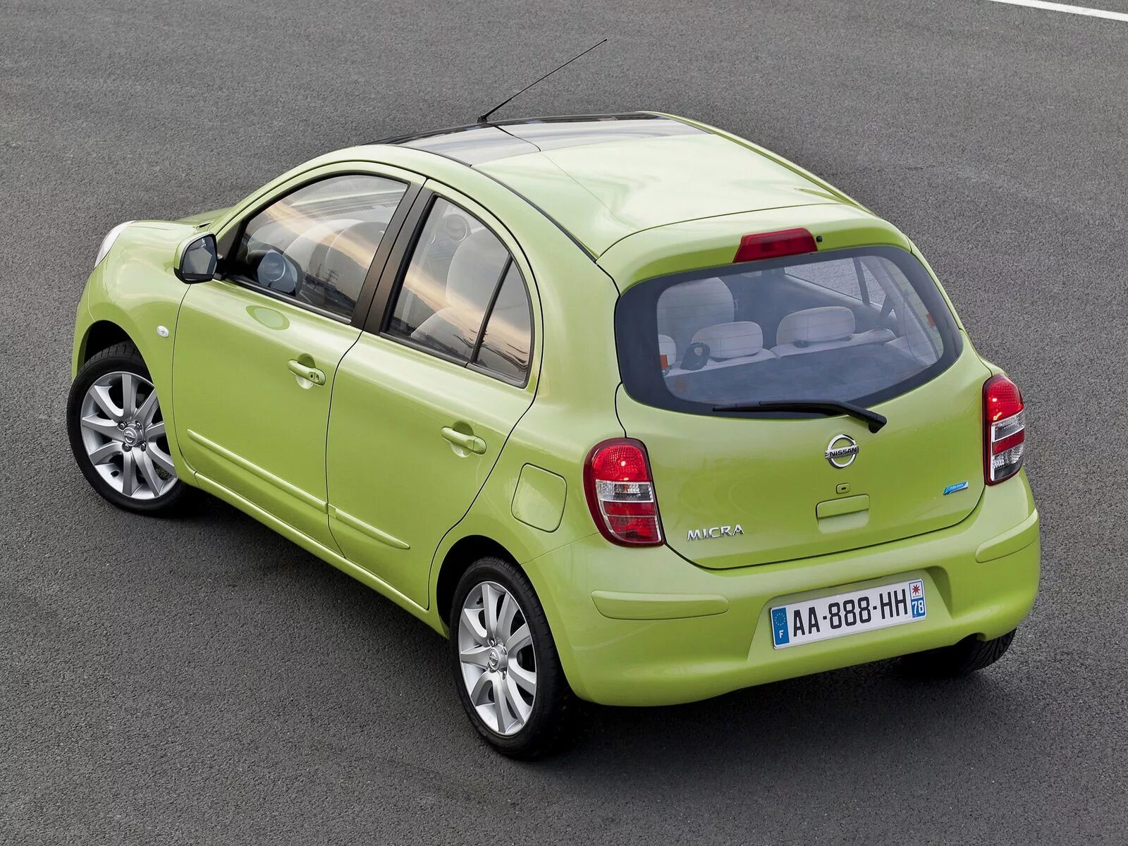 Ниссан малолитражка модели фото 2011 Nissan micra specifications