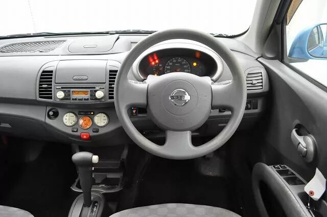 Ниссан марч фото салона 2004 Nissan March for Mozambique - Maputo Japanese vehicles to the world
