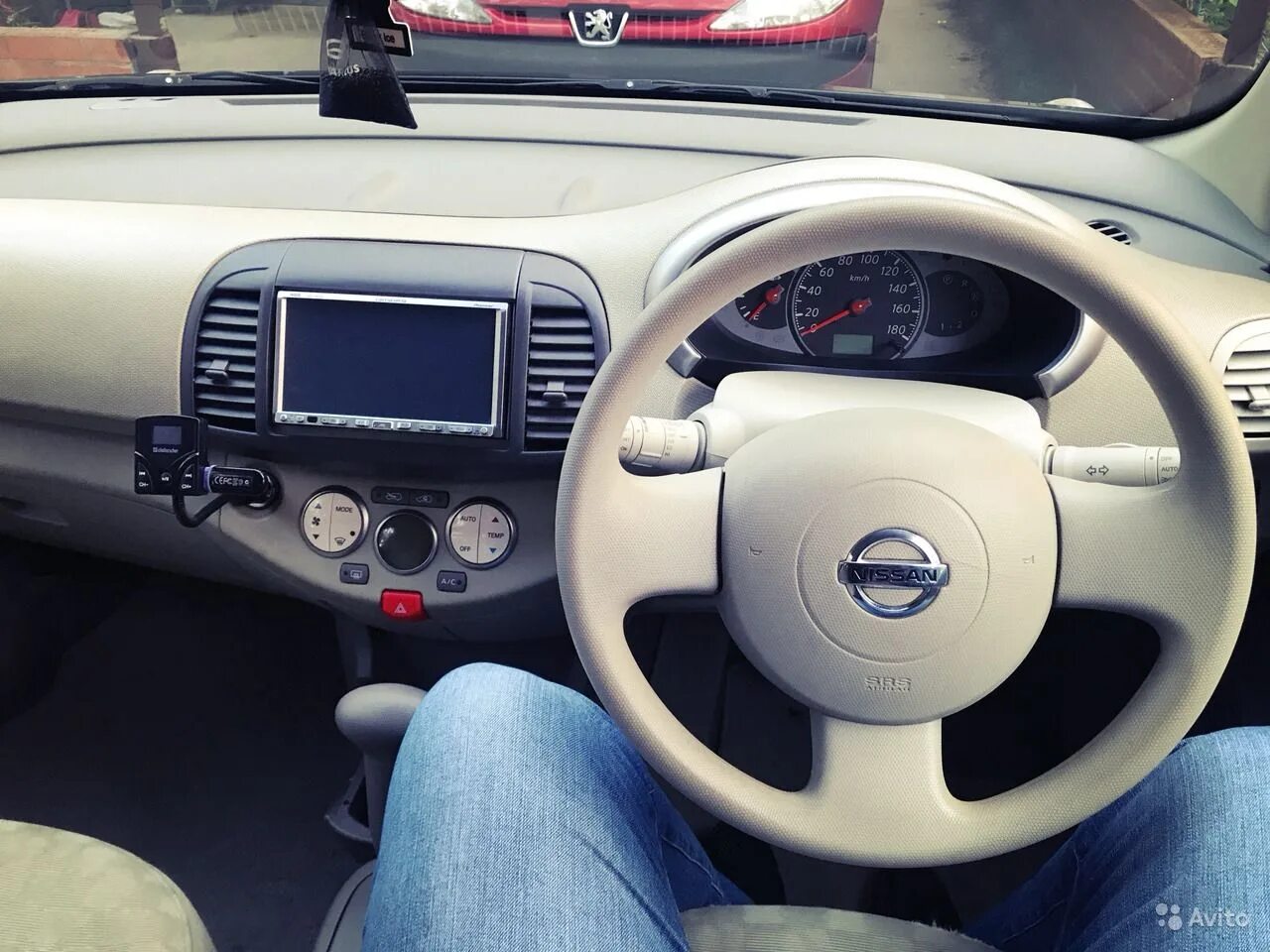 Ниссан марч фото салона Ниссан марч салон - BestChehol.ru