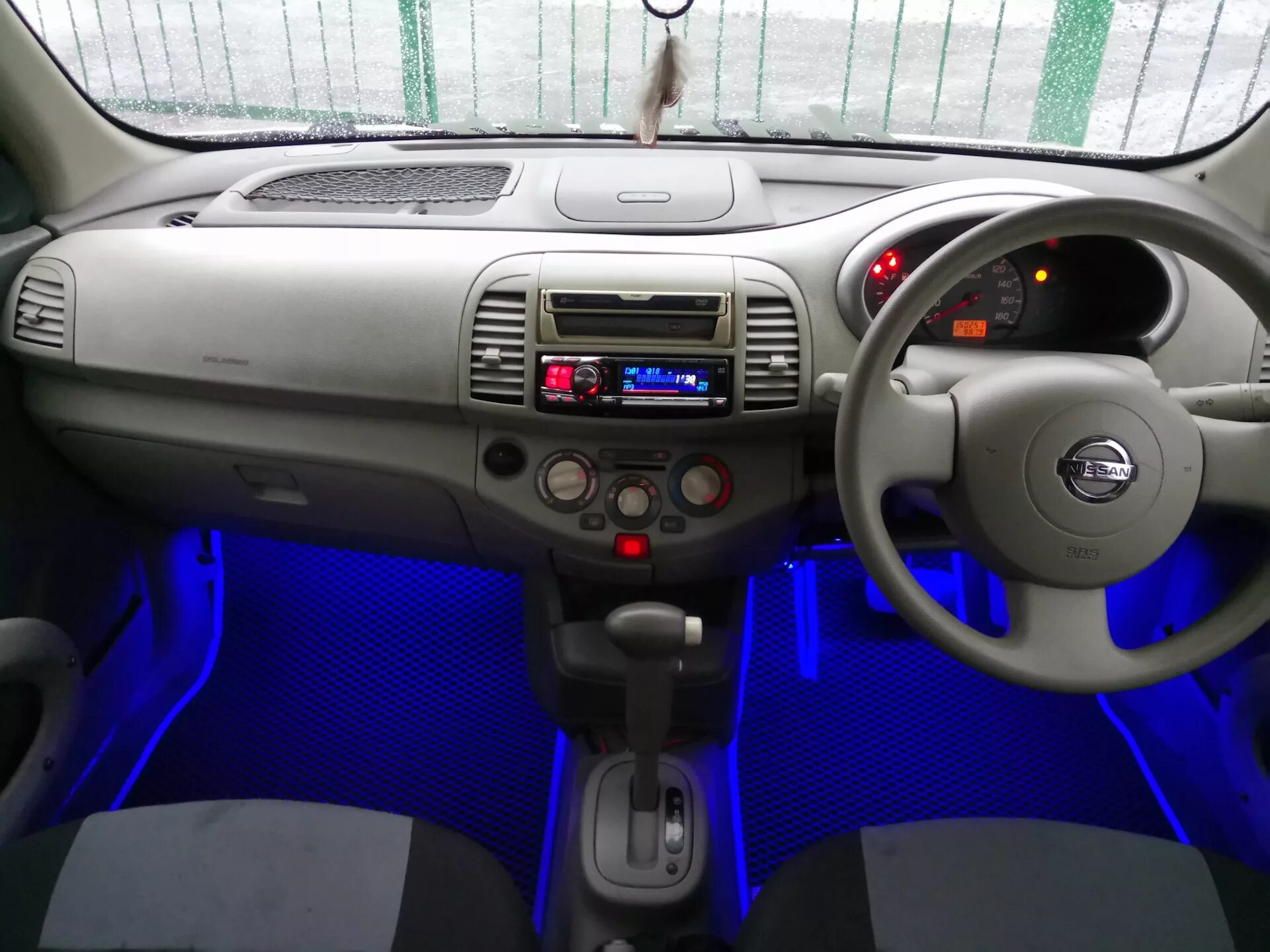 Ниссан марч фото салона Eva drive - Nissan March (K12), 1,2 л, 2003 года аксессуары DRIVE2