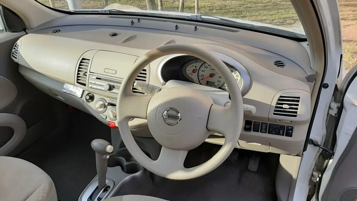 Ниссан марч фото салона Ниссан марч не работает кондиционер - 82 фото