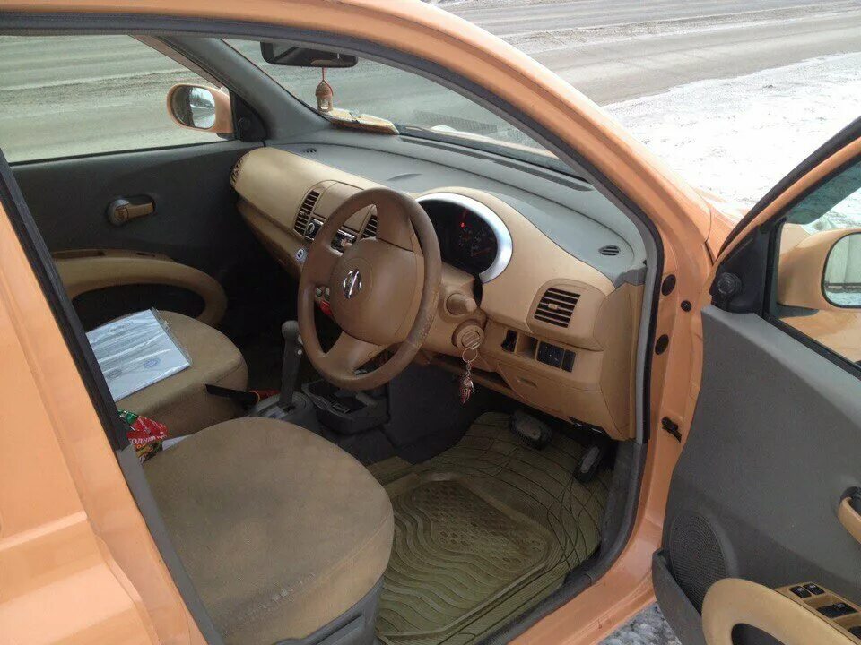 Ниссан марч фото салона Купить б/у Nissan March III (K12) 1.2 AT (90 л.с.) бензин автомат в Таганроге: о