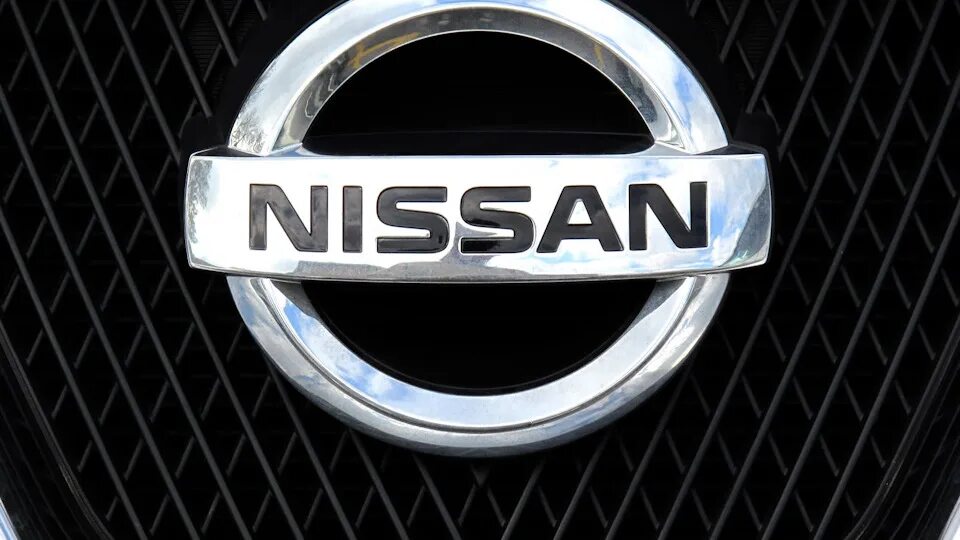 Ниссан машина фото и его значок Nissan X-Trail III (t32) 2.0 бензиновый 2014 на DRIVE2