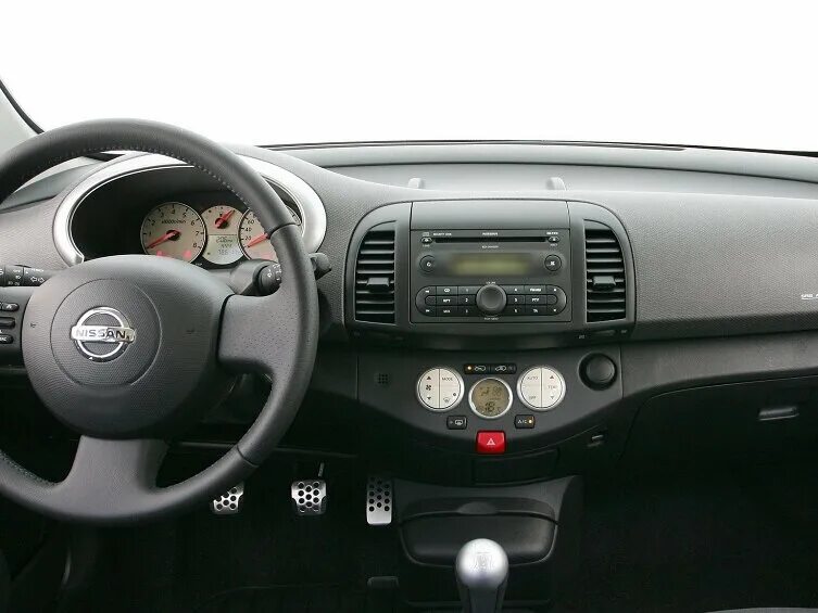 Ниссан микра фото салона Купить б/у Nissan Micra III (K12) 1.2 AT (80 л.с.) бензин автомат в Санкт-Петерб