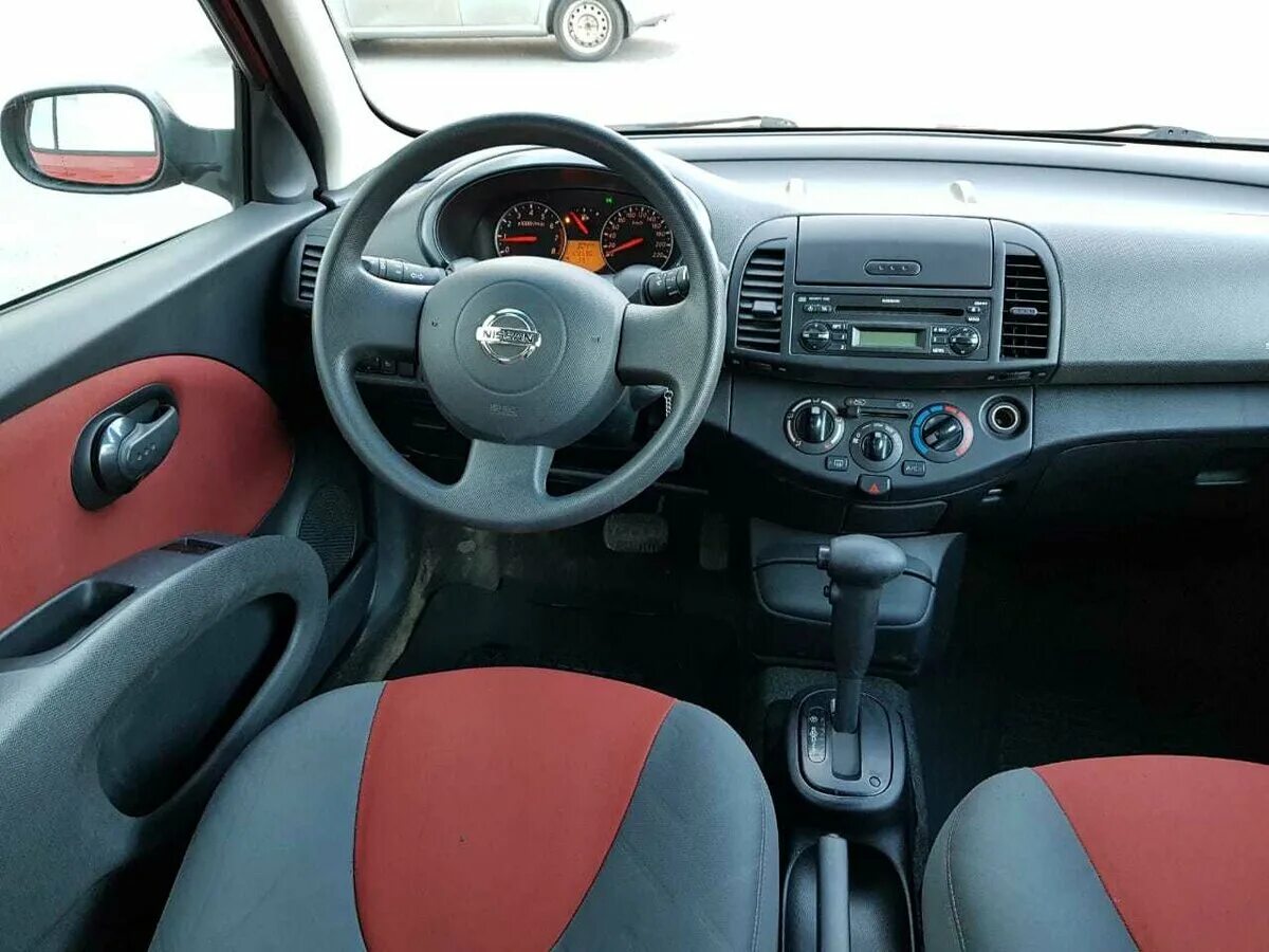 Ниссан микра фото салона Купить б/у Nissan Micra III (K12) 1.2 AT (80 л.с.) бензин автомат в Санкт-Петерб