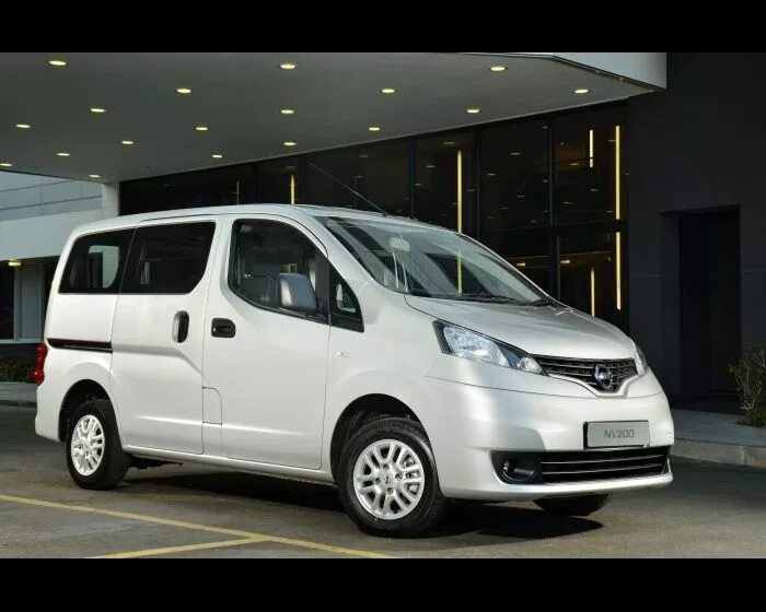 Ниссан микроавтобус модели фото все 2015 NISSAN NV200 COMBI 1.6 VISIA , http://www.autocity.co.za/nissan-nv200-combi