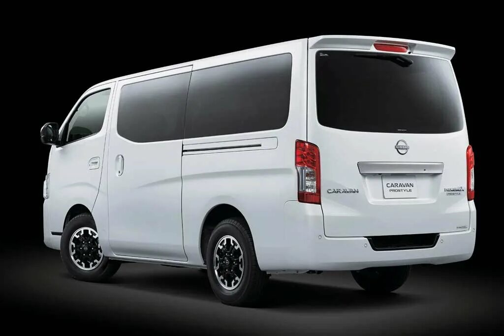Ниссан микроавтобус модели фото все Модернизация вместительного микроавтобуса Nissan Caravan 2022 (цена и характерис