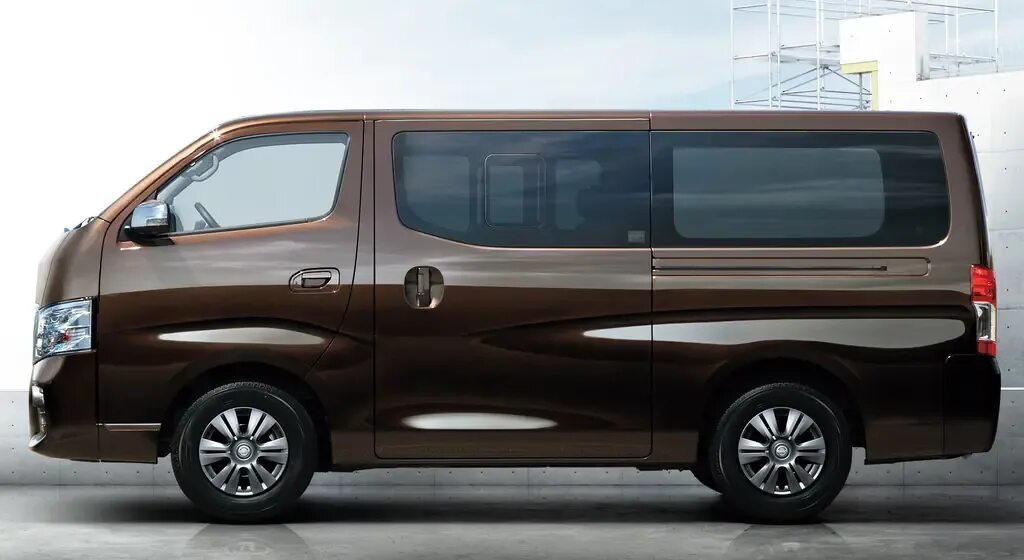 Ниссан микроавтобус модели фото все Nissan NV350 Caravan рестайлинг 2017, 2018, 2019, 2020, 2021, цельнометаллически