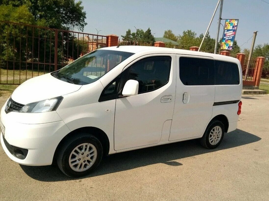 Ниссан микроавтобус все модели фото и названия Купить б/у Nissan NV200 2009-2024 1.5d MT (110 л.с.) дизель механика в Краснодар