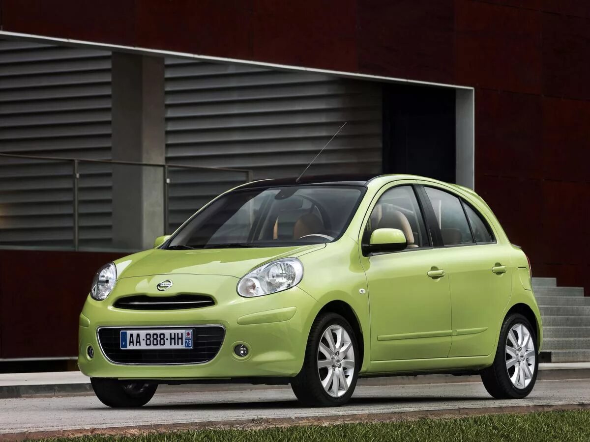 Ниссан мини фото Каталог автомобилей Nissan Micra Micra IV (K13) Хэтчбек 5 дв., 1.2 MT (98 л.с.).