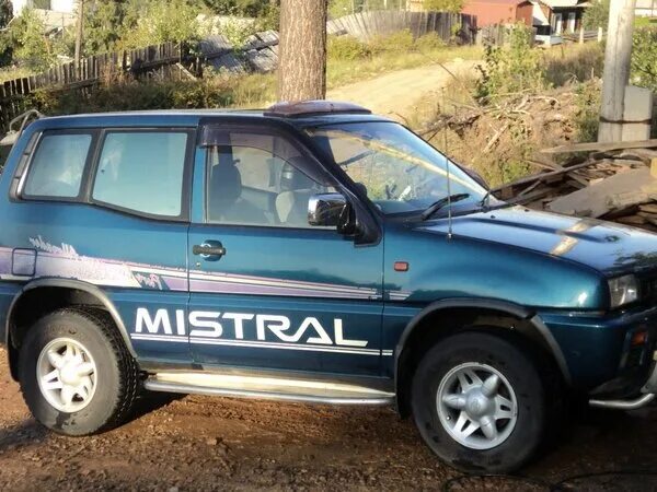 Ниссан мистраль фото Купить б/у Nissan Mistral дизель автомат в Богучанах: синий Ниссан Мистраль 1997