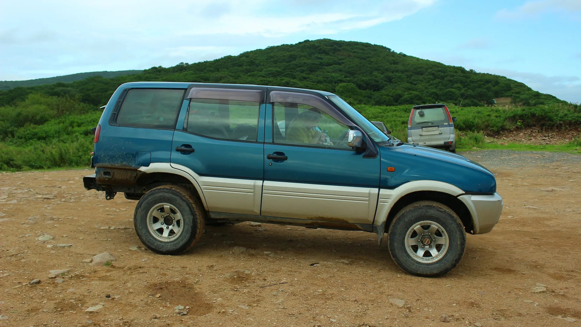 Ниссан мистраль фото Nissan Mistral 2.7 дизельный 1994 Бронтозаур на DRIVE2