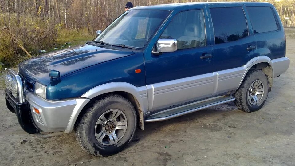 Ниссан мистраль фото Замена масла и масленного фильтра) - Nissan Mistral, 2,7 л, 1995 года расходники