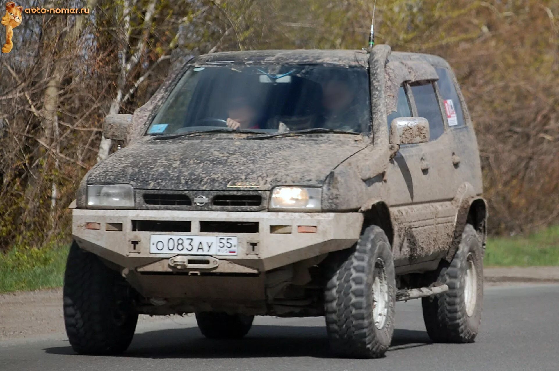 Ниссан мистраль тюнинг "о 083 ау 55" фото Nissan Mistral. Россия