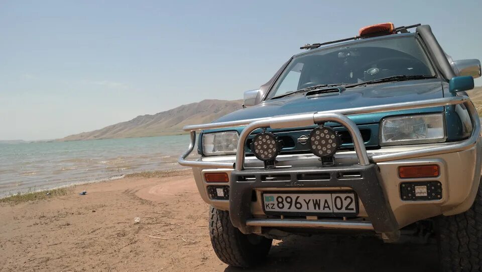 Ниссан мистраль тюнинг К Сердцу Азии. Часть 3: Продолжение первого дня - Nissan Mistral, 3,2 л, 1996 го