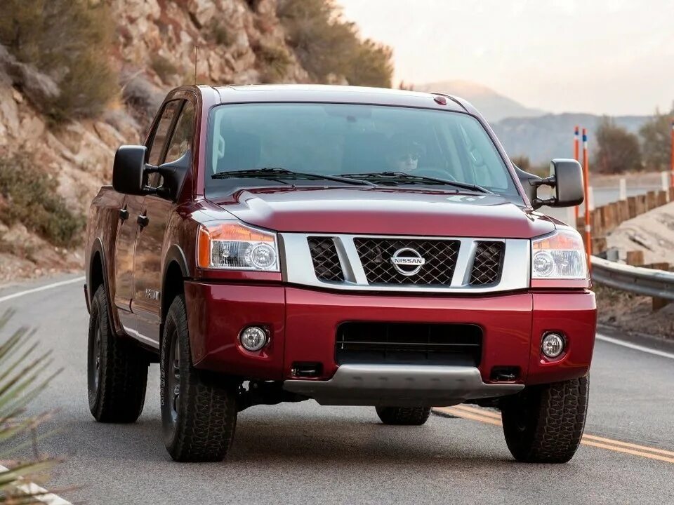 Ниссан модификации фото Nissan Titan I рестайлинг Пикап Полуторная кабина 2007 - 2015: технические харак
