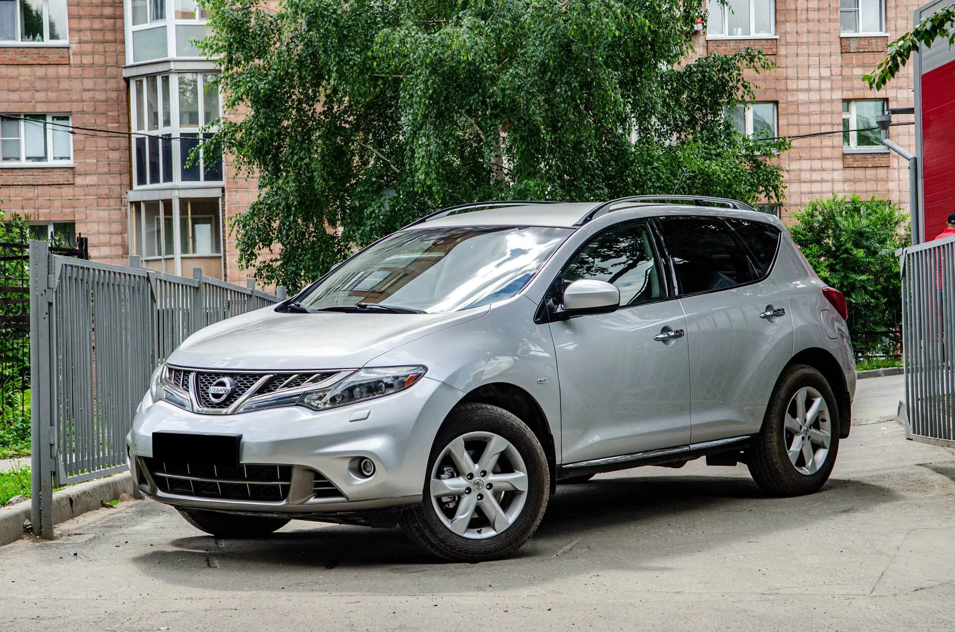 Ниссан мурано 2011 фото Серебристый Nissan Murano 2011 года с пробегом по цене 1 375 000 руб. в Новосиби