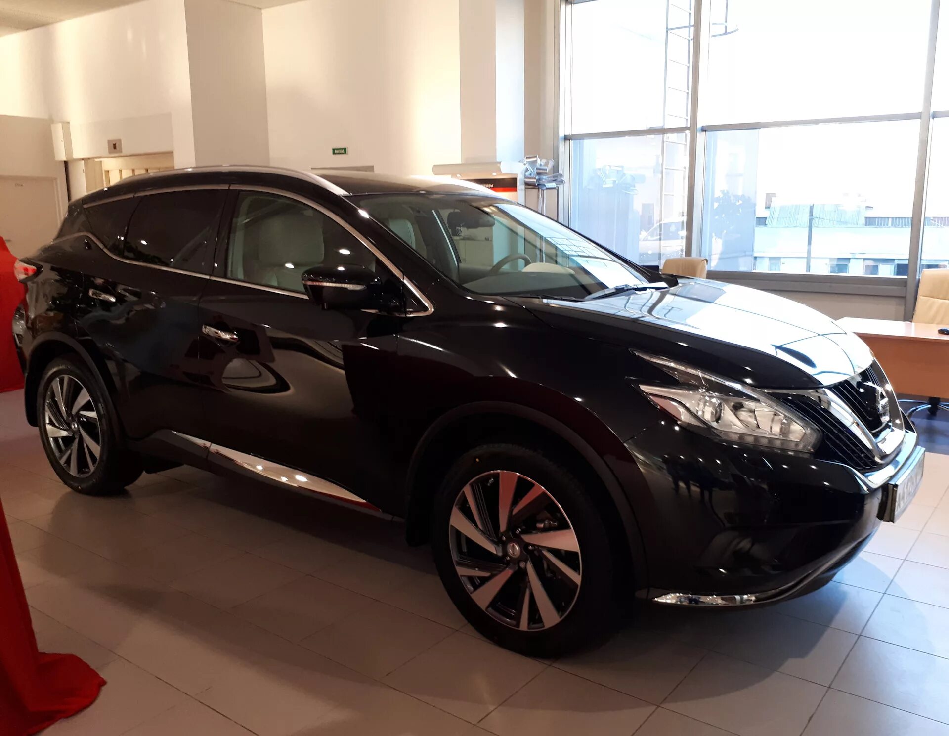 Ниссан мурано черный фото Угнали Ниссан Мурано цвет - черный, салон - бежевый, 2018 г.в. госномер А412НУ 1