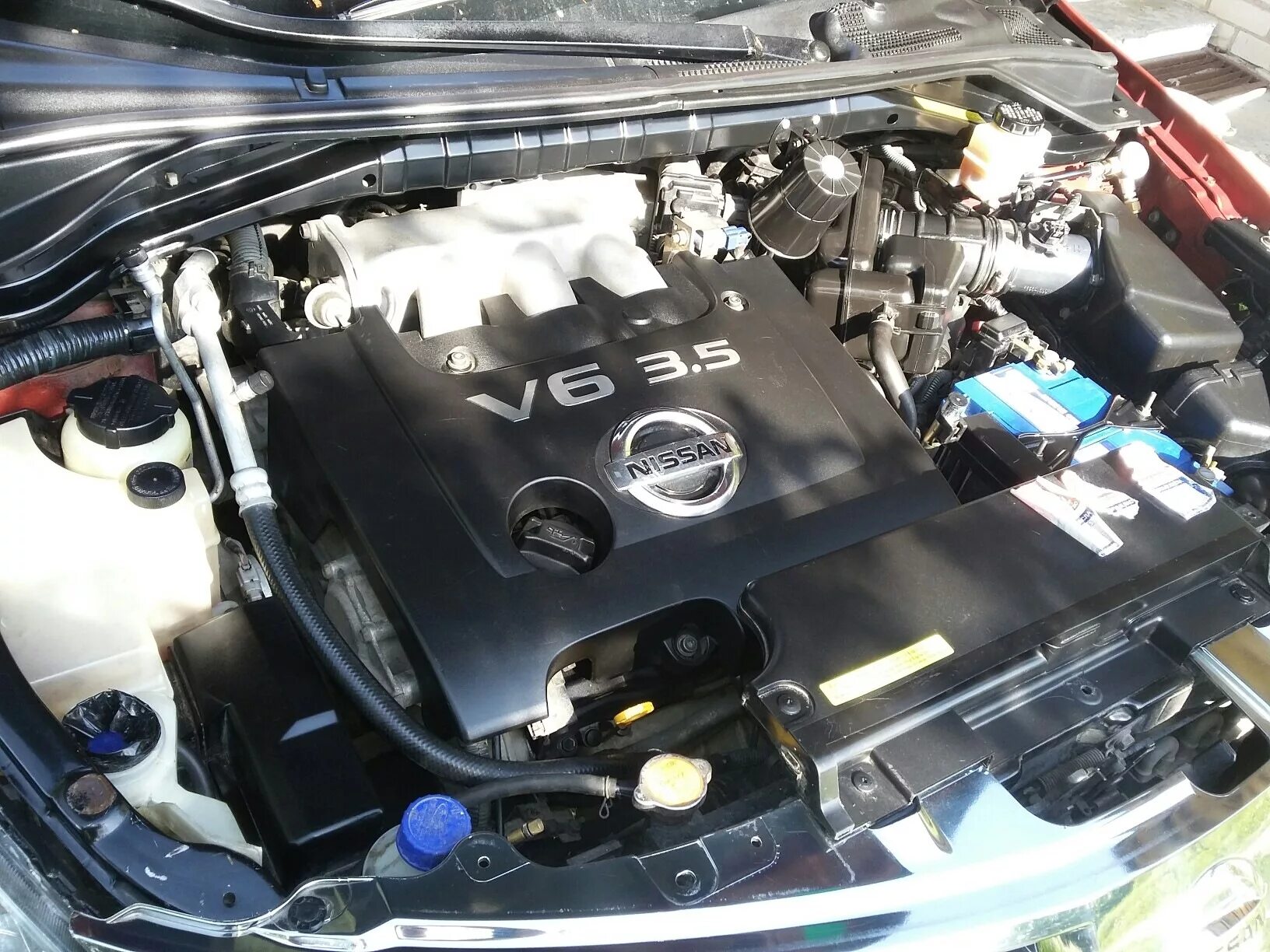 Ниссан мурано фото под капотом Привел в порядок подкапотное пространство - Nissan Murano I, 3,5 л, 2006 года мо