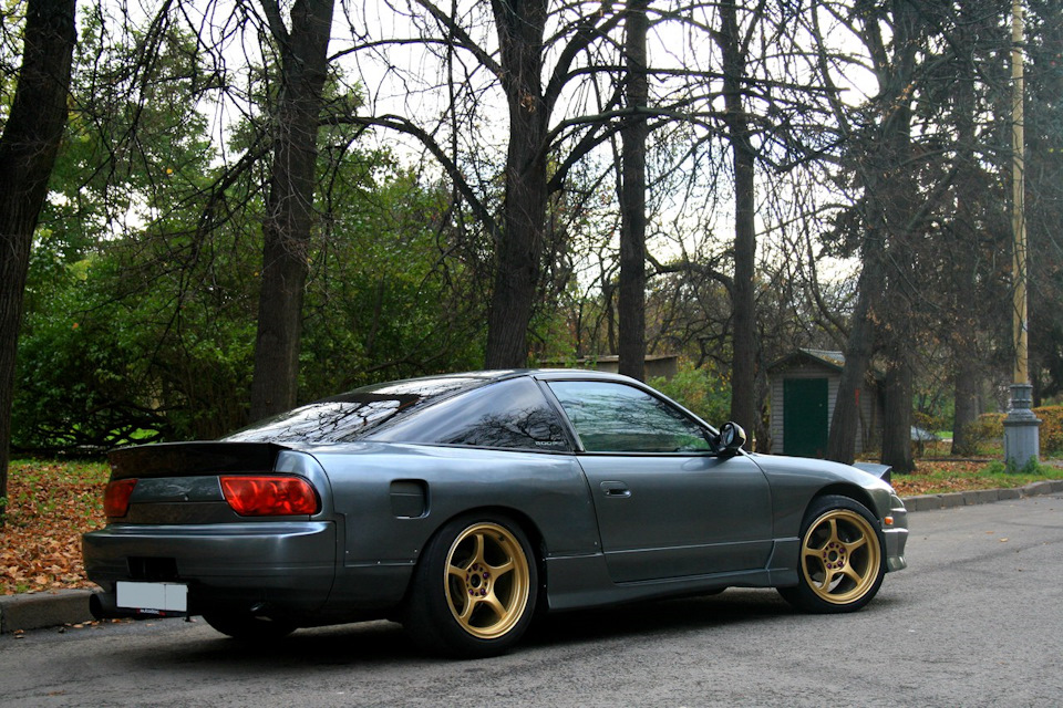 Ниссан на 200 фото Фотосессия двухсотика - Nissan 200SX (S13), 2,5 л, 1993 года фотография DRIVE2