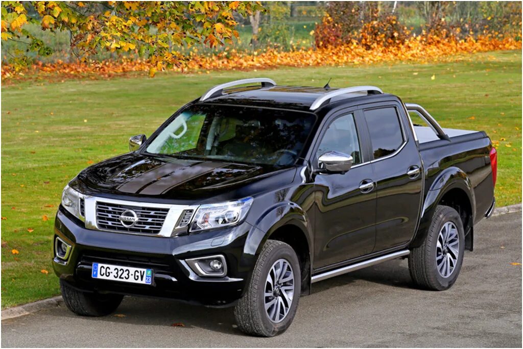 Ниссан навара фото Постер на холсте с подрамником ХитАрт "Nissan" 60x41 см - купить по низкой цене 