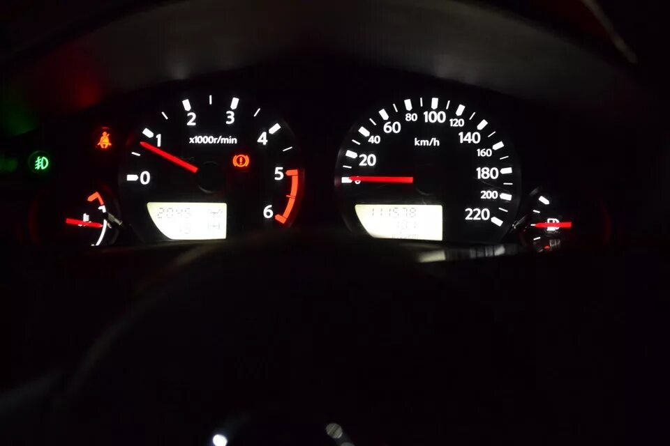 Ниссан навара щиток приборов тюнинг Замена подсветки приборной панели и салона. - Nissan Navara (2G), 2,5 л, 2007 го