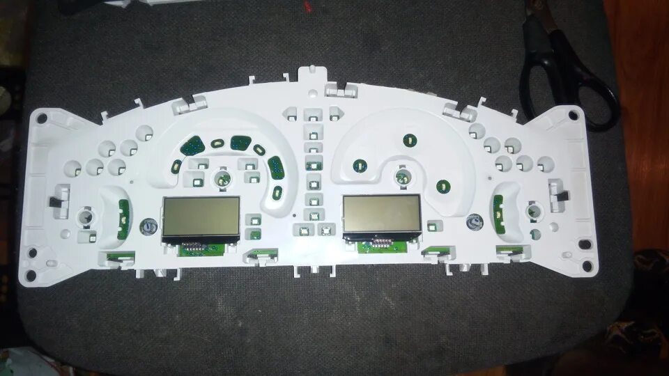 Ниссан навара щиток приборов тюнинг Подсветка панели приборов - Nissan Navara (2G), 2,5 л, 2008 года тюнинг DRIVE2