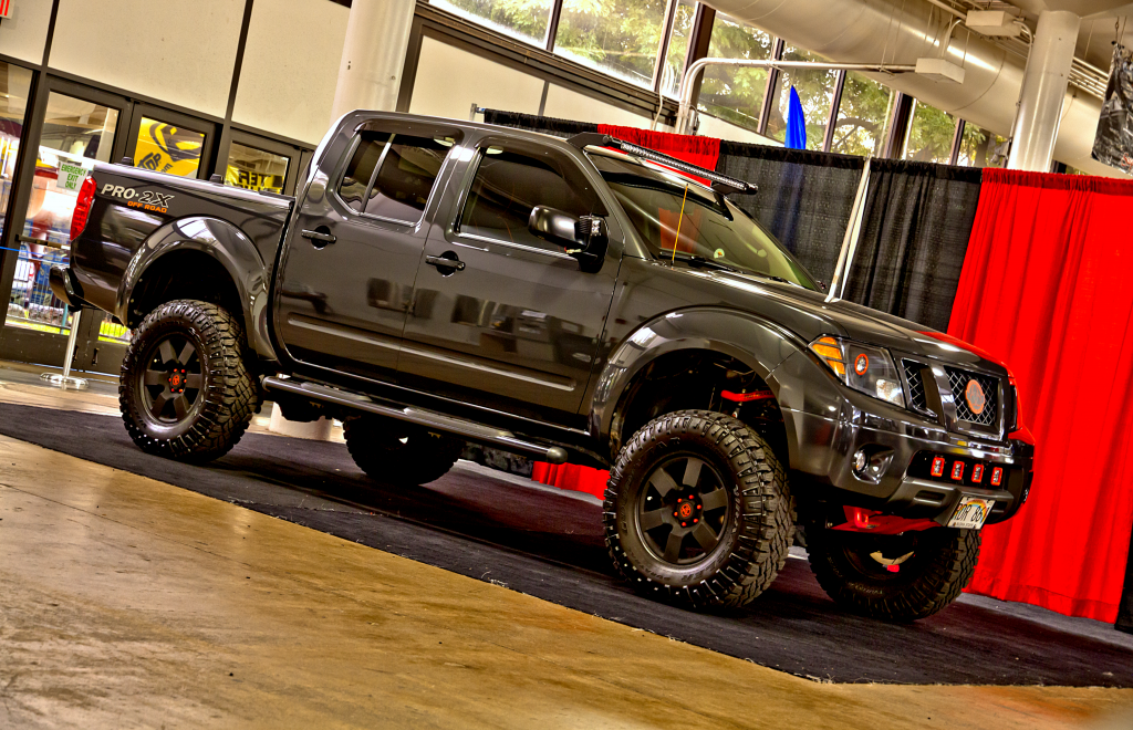 Ниссан навара тюнинг для бездорожья Murdered out 2010 Nissan Frontier 2 Navara d40, Voiture, 4x4