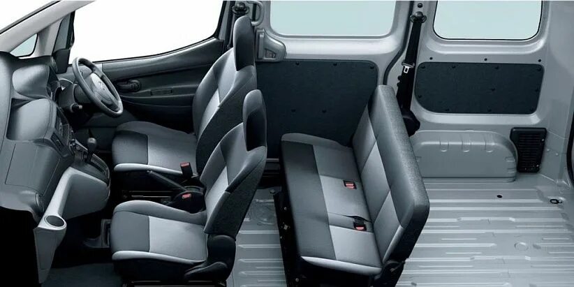 Ниссан нб 200 фото Обзор Nissan NV200 (Ниссан НВ200) - CarVizor