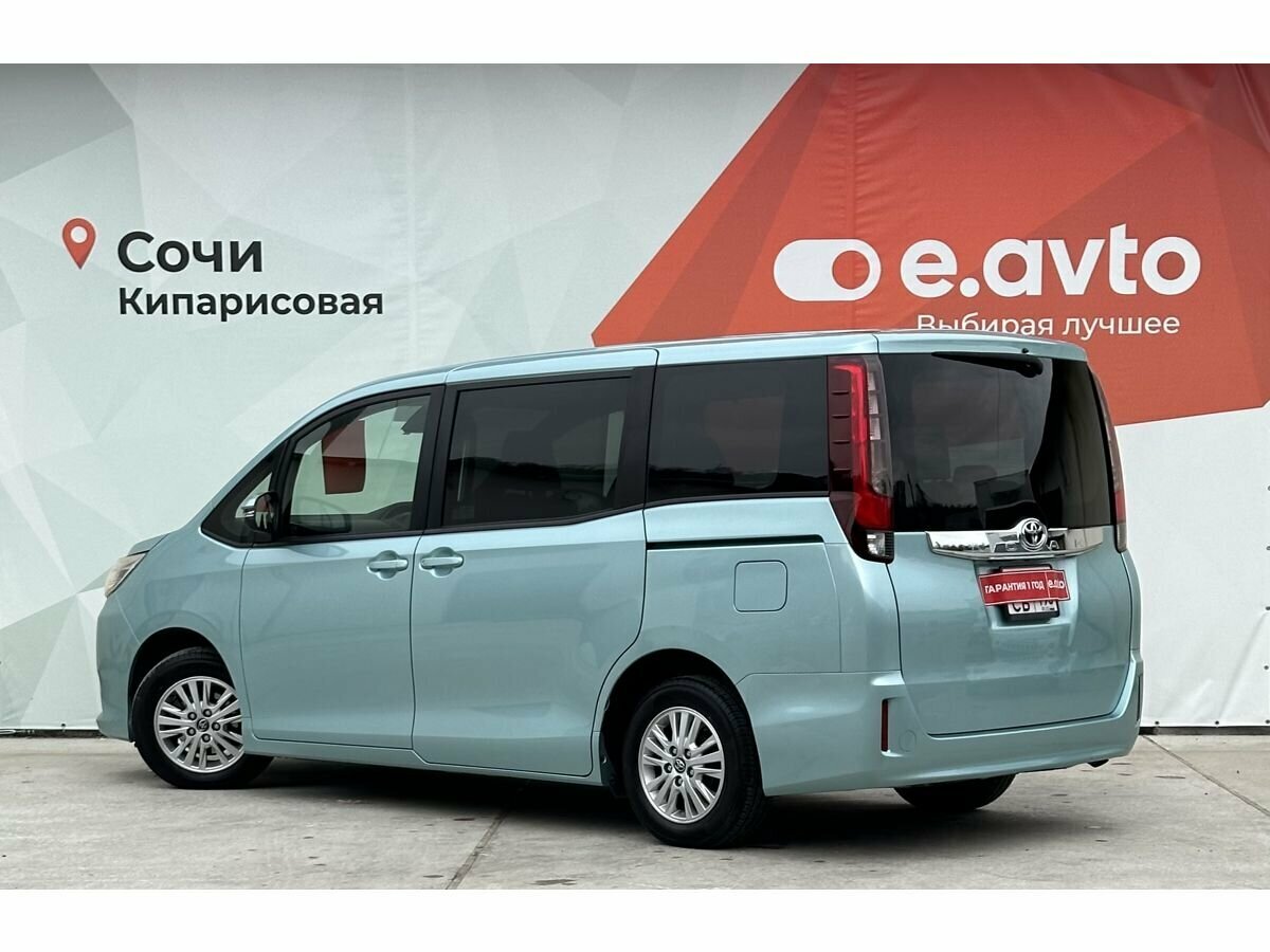 Ниссан ноах фото Купить б/у Toyota Noah III (R80) 2.0 CVT (152 л.с.) бензин вариатор в Сочи: голу