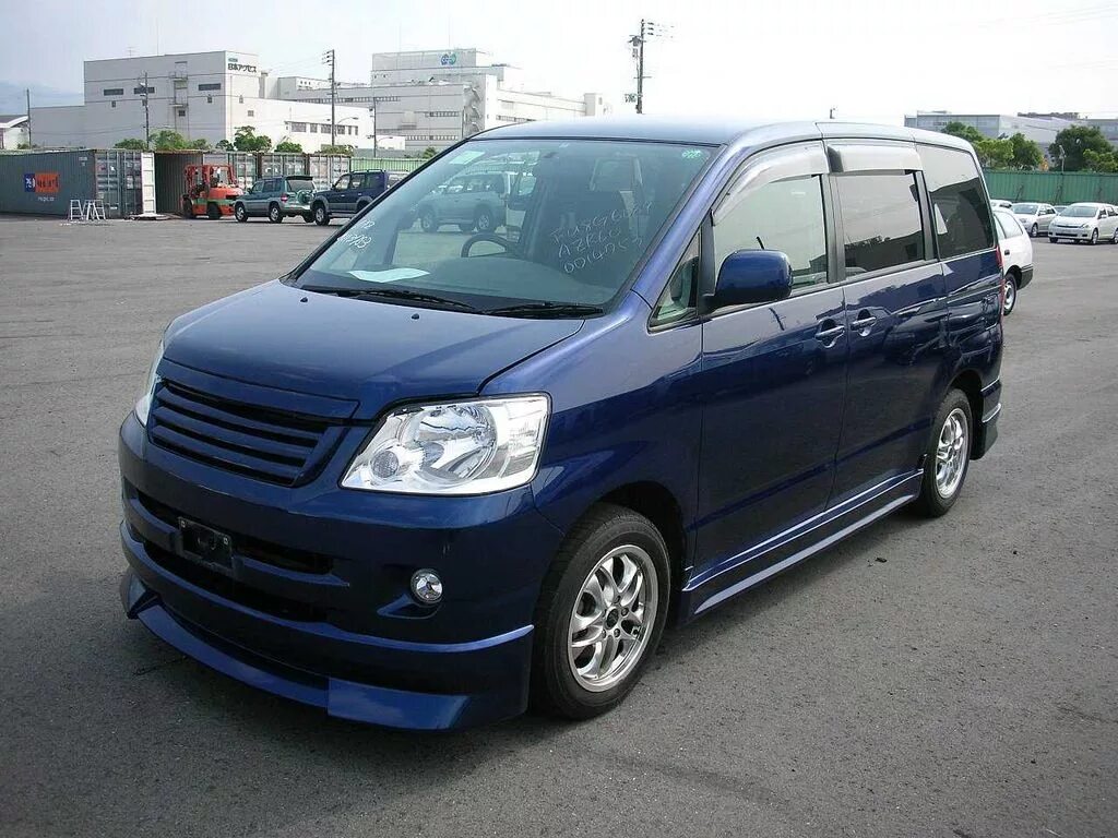 Ниссан ноах фото 2001 Toyota Noah specs, Engine size 2.0l., Fuel type Gasoline, Drive wheels FF, 