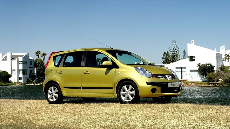 Ниссан нота фото автомобиля Пять причин любить и ненавидеть Nissan Note I - КОЛЕСА.ру - автомобильный журнал