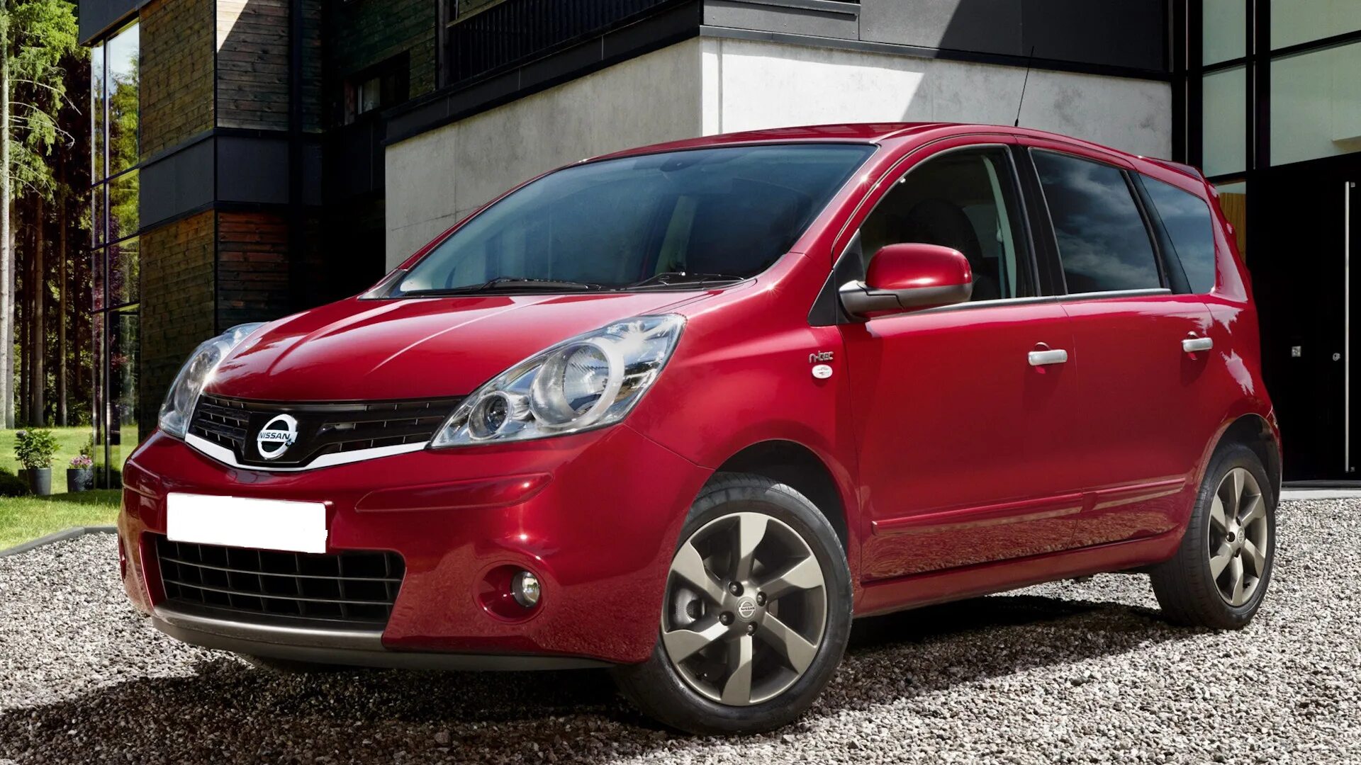Ниссан нота фото автомобиля Nissan Note (1G) 1.6 бензиновый 2012 на DRIVE2
