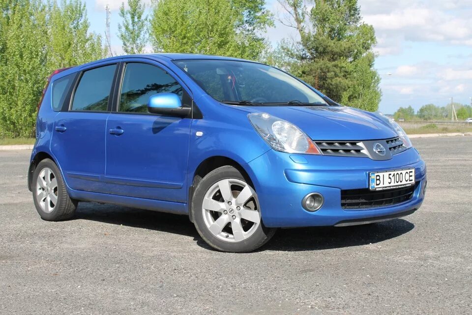 Ниссан ноте 2008 фото А почему бы и не пофоткатьса?! - Nissan Note (1G), 1,6 л, 2008 года фотография D