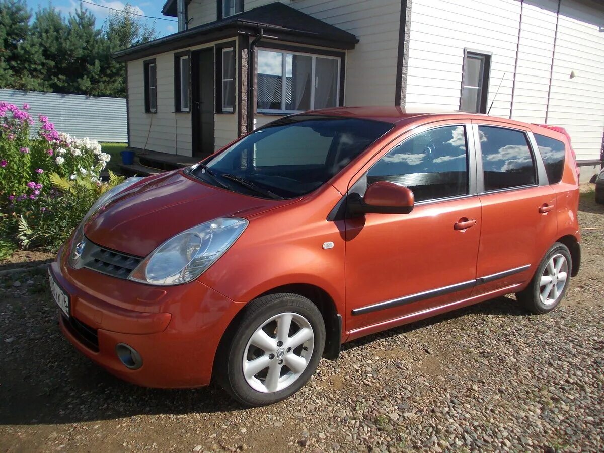 Ниссан ноте 2008 фото Купить б/у Nissan Note I 1.4 MT (88 л.с.) бензин механика в Ярославле: оранжевый