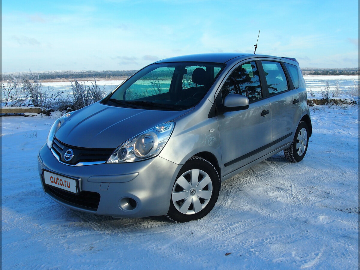 Ниссан ноте 2013 фото Купить б/у Nissan Note I Рестайлинг 1.6 AT (110 л.с.) бензин автомат в Лесосибир