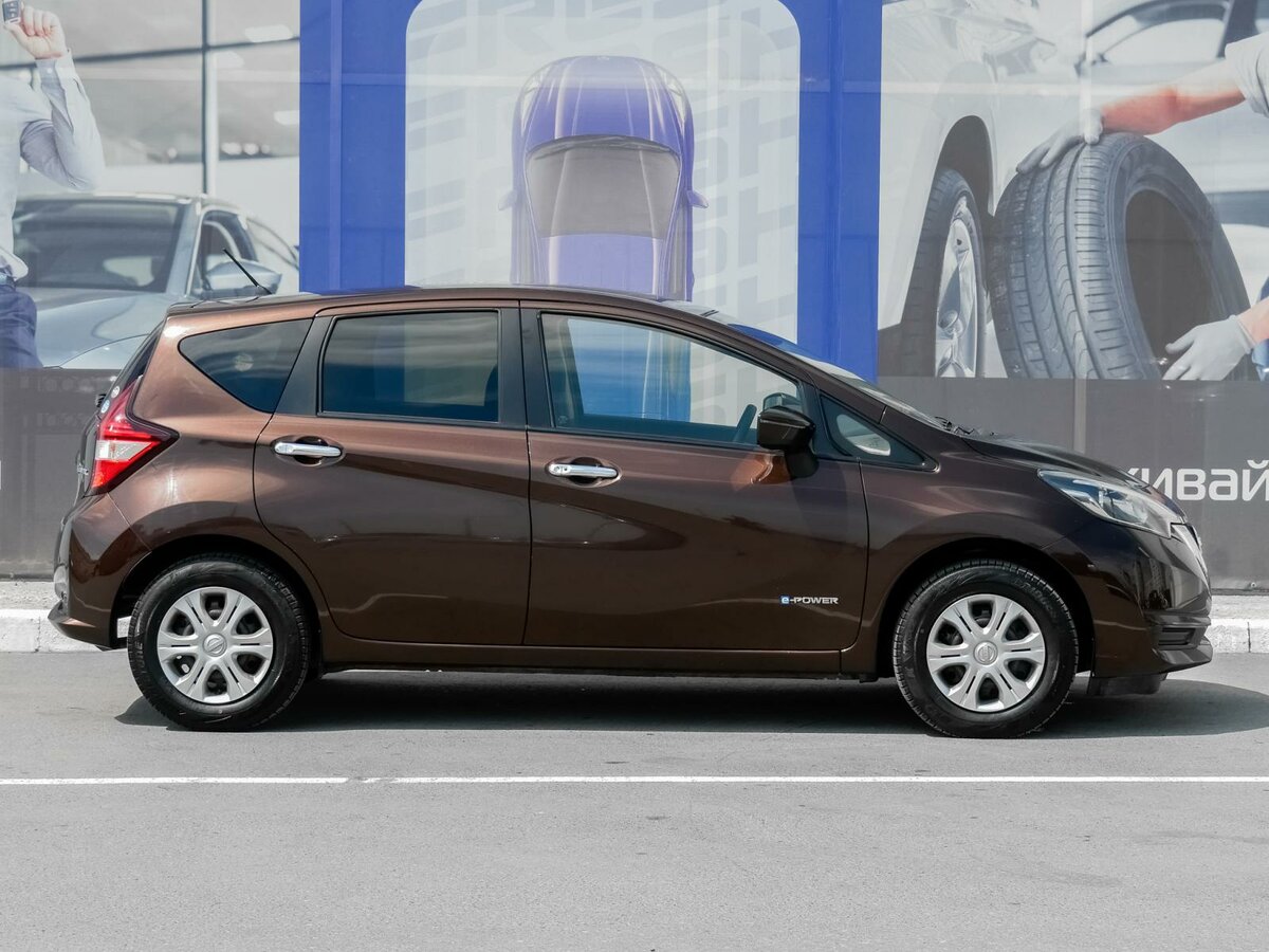 Ниссан ноте 2019 фото Купить б/у Nissan Note II Рестайлинг e-Power 1.2hyb AT (80 л.с.) 4WD гибрид авто