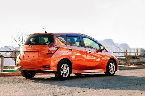 Ниссан ноте е пауэр фото Купить б/у Nissan Note II Рестайлинг e-Power 1.2hyb AT (80 л.с.) гибрид автомат 