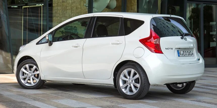 Ниссан ноте е12 фото Микровэн Nissan Note уходит из Европы - Авторевю