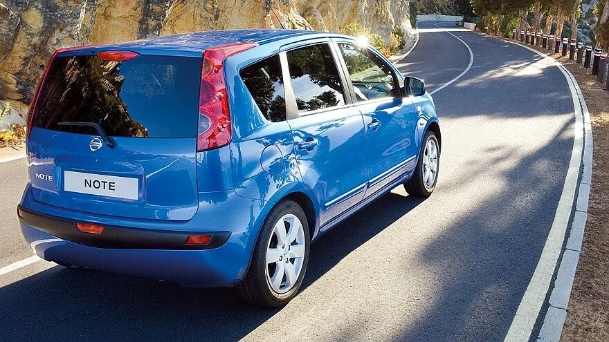 Ниссан note фото Пять причин любить и ненавидеть Nissan Note I - КОЛЕСА.ру - автомобильный журнал
