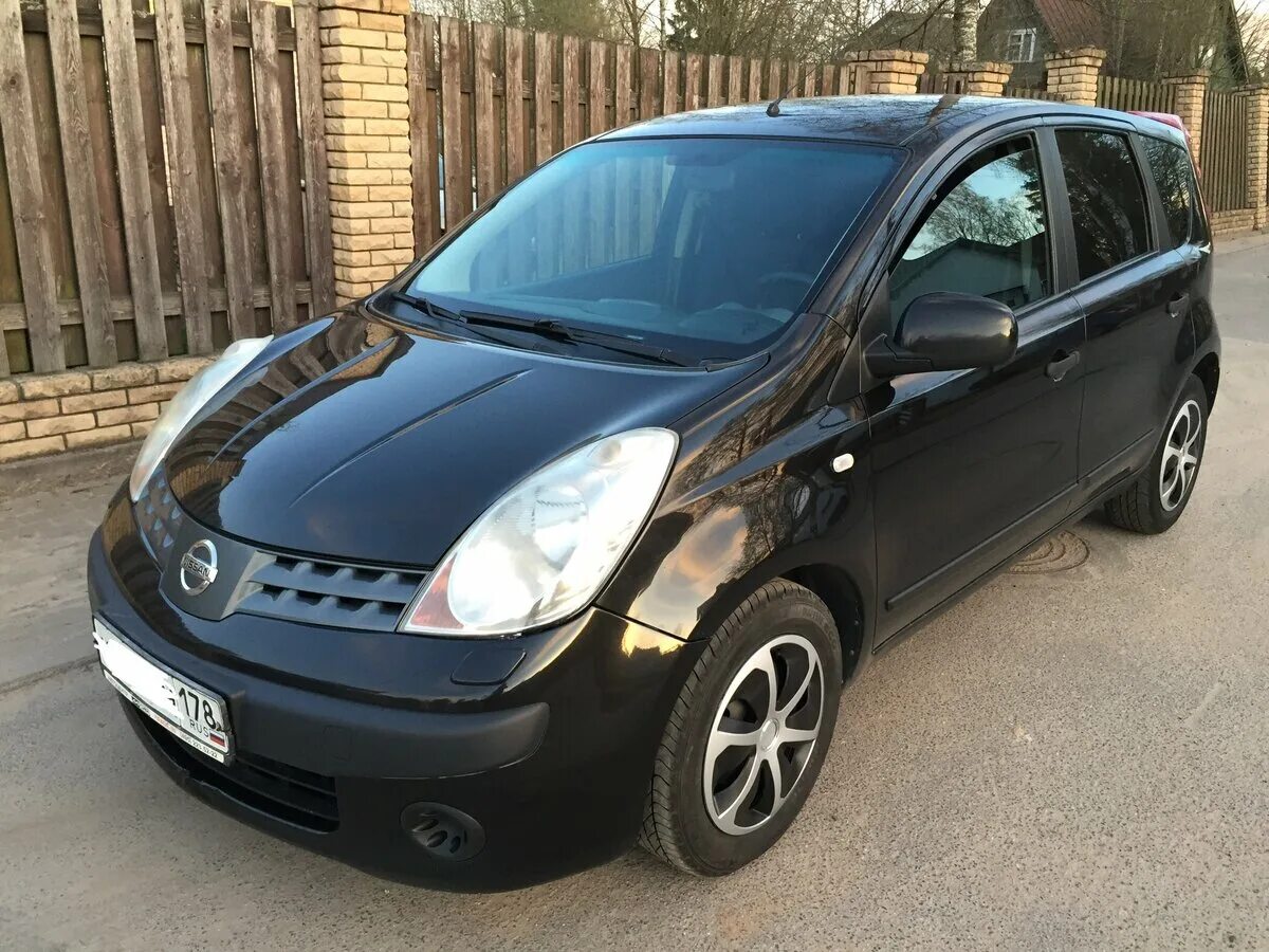 Ниссан ноут 2007 фото Купить б/у Nissan Note I 1.6 AT (110 л.с.) бензин автомат в Санкт-Петербурге: чё