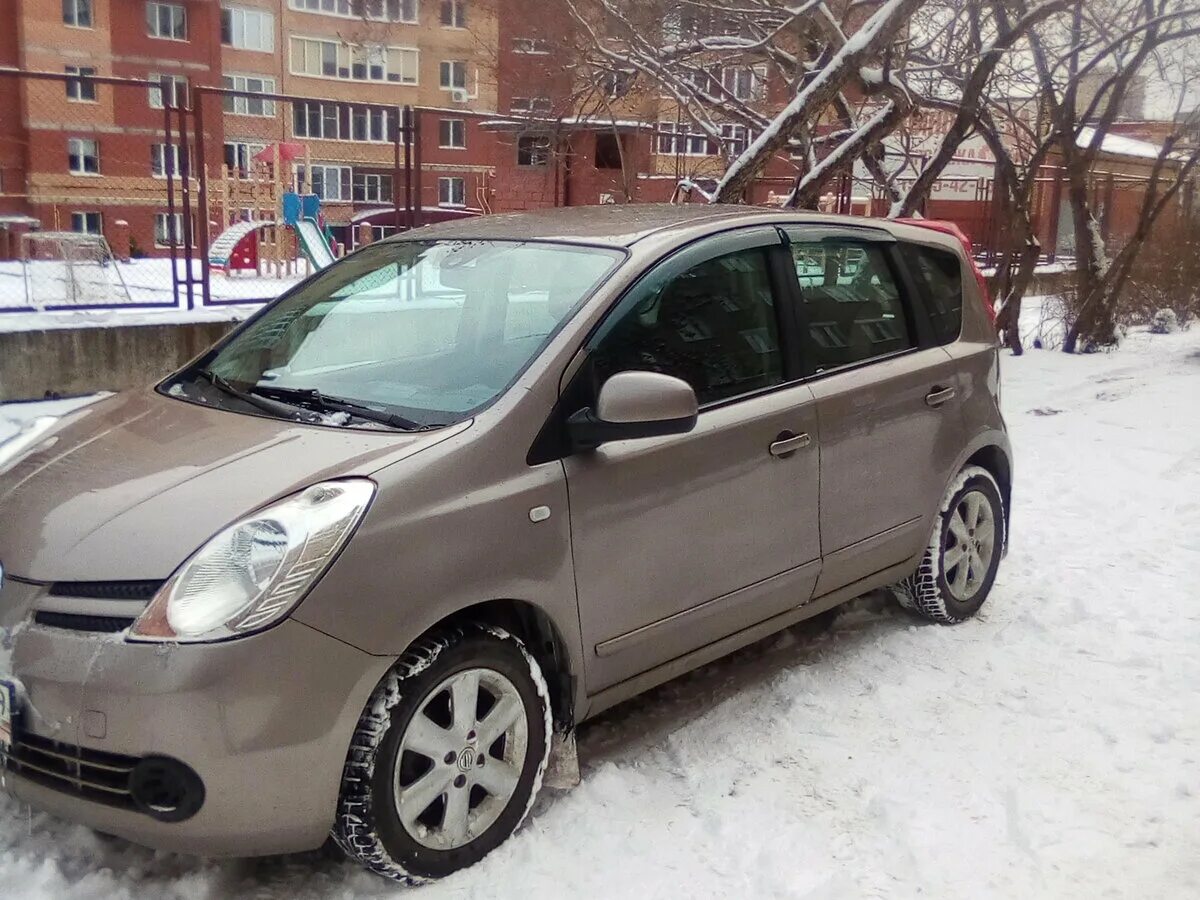 Ниссан ноут 2008 года фото Купить б/у Nissan Note I 1.6 MT (110 л.с.) бензин механика в Перми: бежевый Нисс