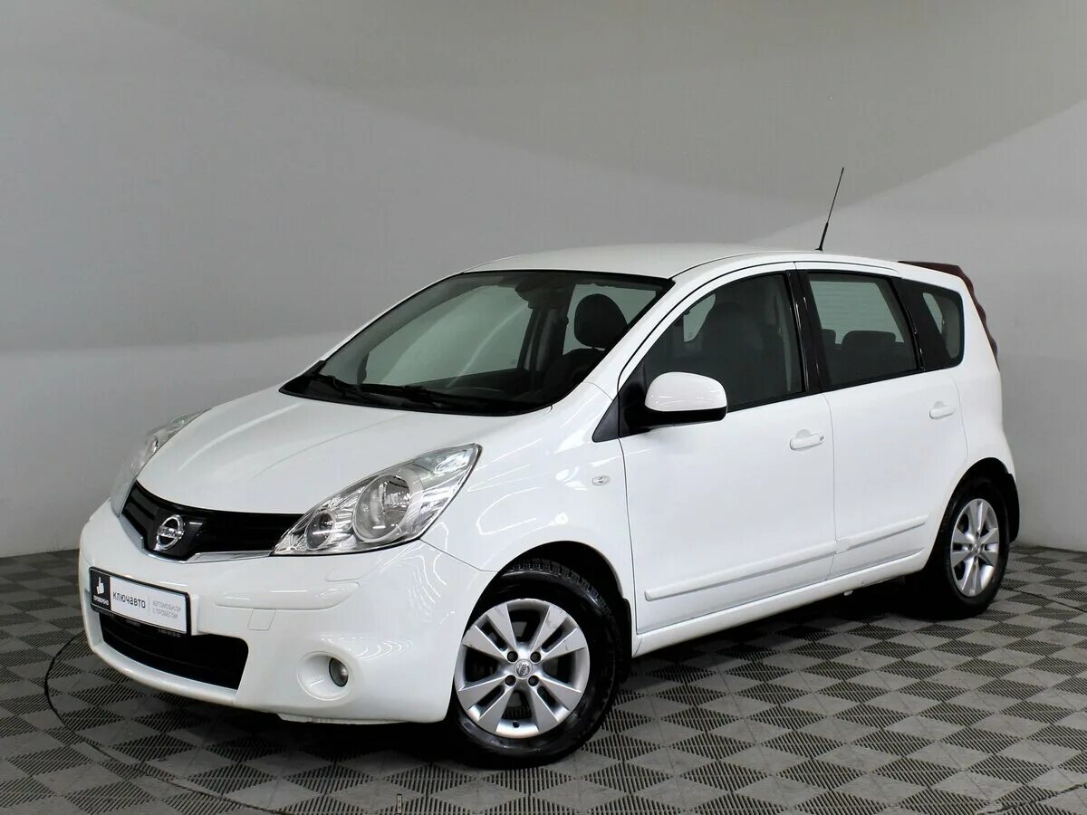 Ниссан ноут 2013 фото Купить б/у Nissan Note I Рестайлинг 1.4 MT (88 л.с.) бензин механика в Санкт-Пет