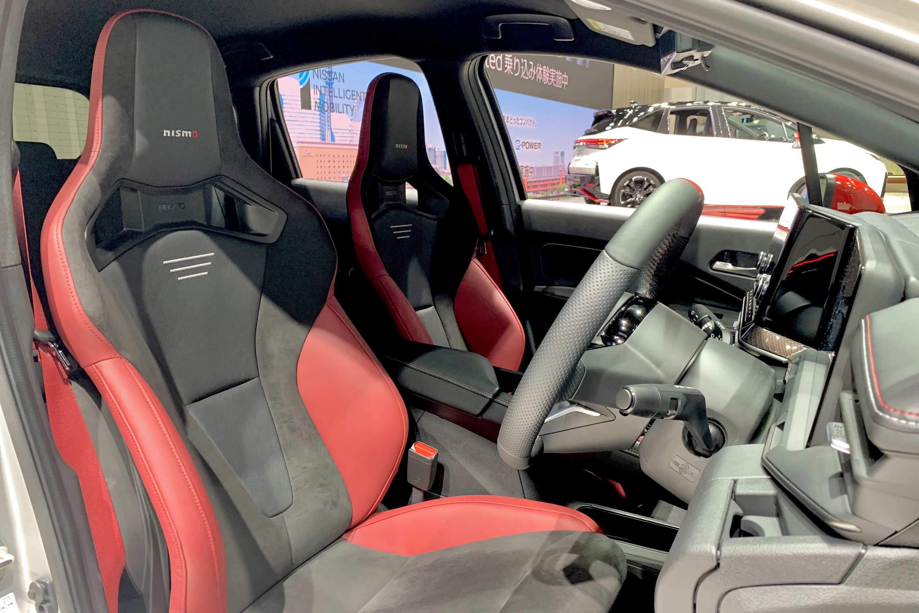 Ниссан ноут аура нисмо фото File:Nissan Note Aura NISMO (FE13), 2021, interior.jpg - Wikimedia Commons