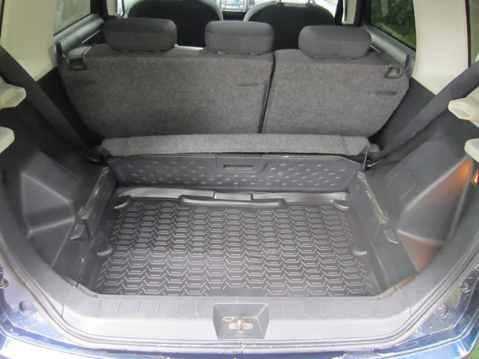 Ниссан ноут багажник фото Коврик в багажник от NOVLINE 999TLE11BL (полиуретан) - Nissan Note (1G), 1,6 л, 