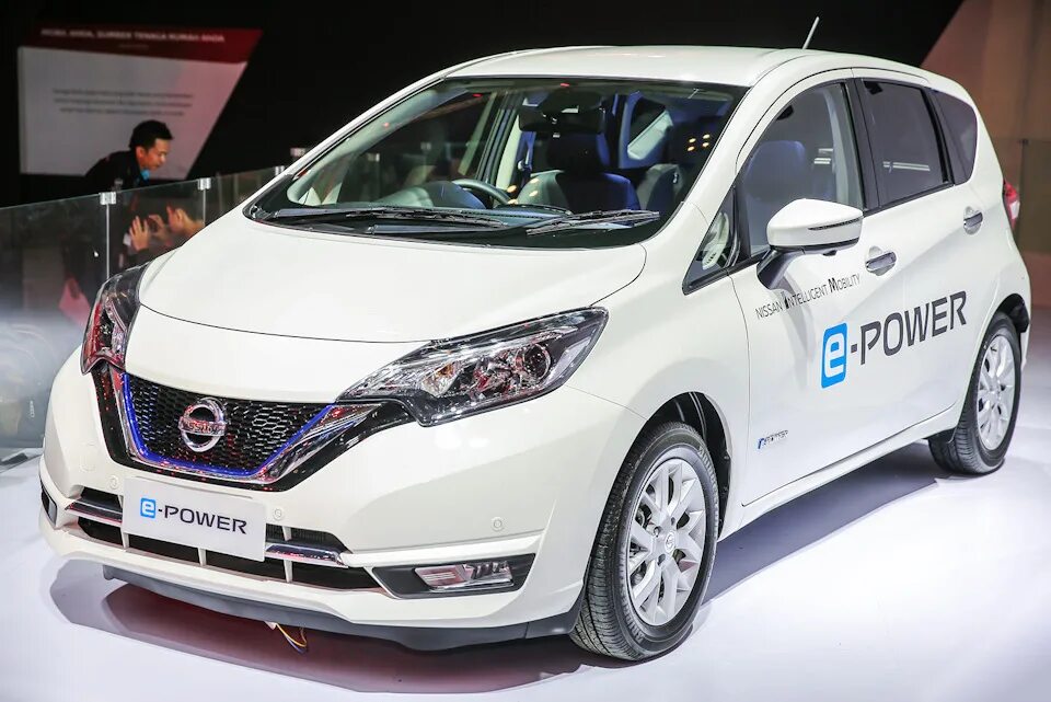 Ниссан ноут е пауэр фото Наконец-то и к нам приходит EV! - Nissan X-Trail III (t32), 2 л, 2017 года наблю