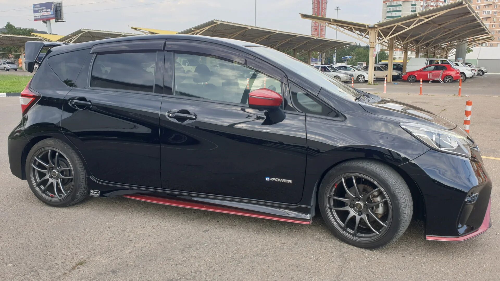 Ниссан ноут е пауэр тюнинг Nissan Note e-Power 1.2 гибридный 2019 на DRIVE2