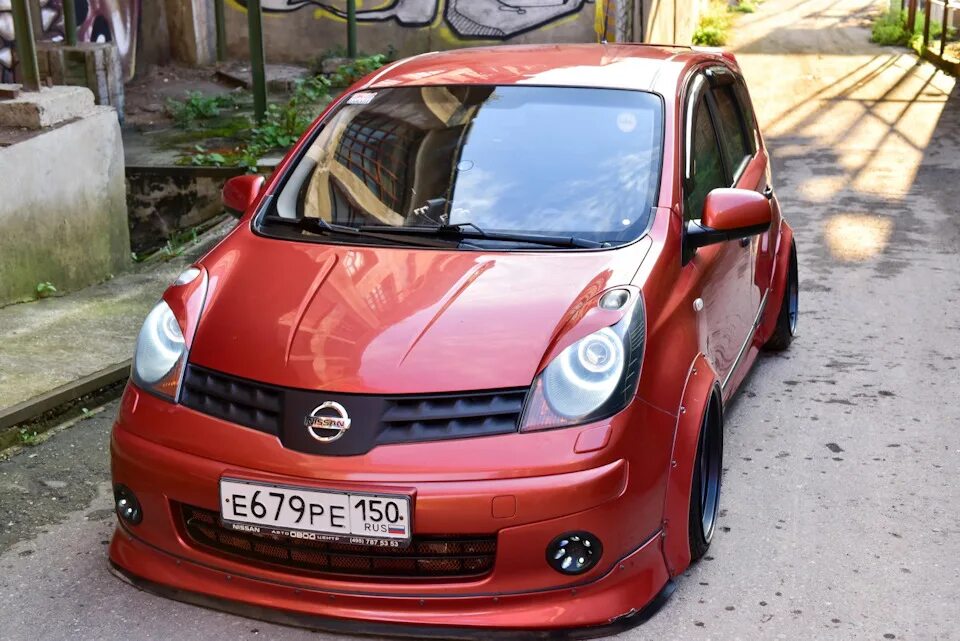 Ниссан ноут е11 рестайлинг фото Мы с енотом на loftpicnic - Nissan Note (1G), 1,4 л, 2007 года фотография DRIVE2